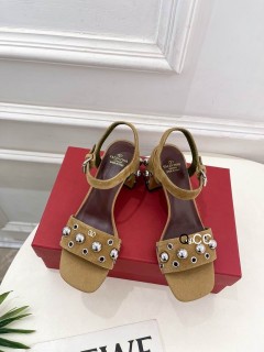 2025.06.16  Super Perfect Valentino Women Sandals Size35-40 592