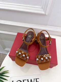 2025.06.16  Super Perfect Valentino Women Sandals Size35-40 595