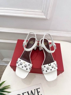 2025.06.16  Super Perfect Valentino Women Sandals Size35-40 593