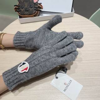 2026.01.07  Super Perfect Moncler Gloves 184